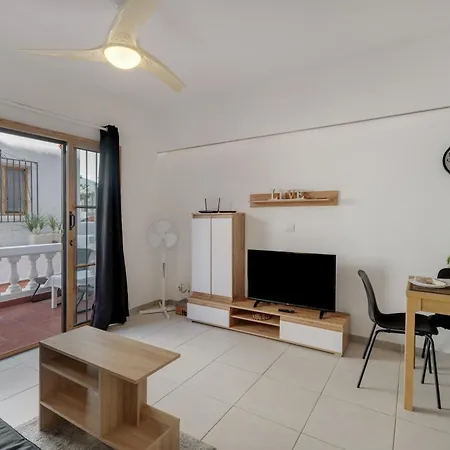 Charming One Bedroom Cristianos Arona (Tenerife)