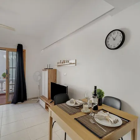 Charming One Bedroom Cristianos *