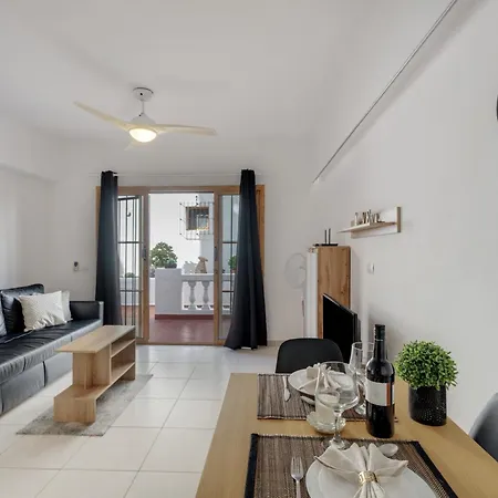 Charming One Bedroom Cristianos *