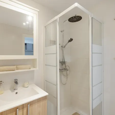 Apartment Charming One Bedroom Cristianos
