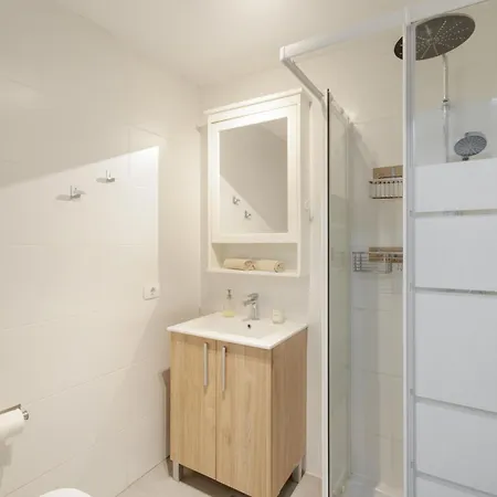 Charming One Bedroom Cristianos Apartment Arona (Tenerife)
